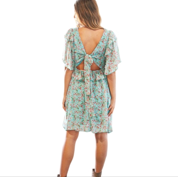 Haptics Eleanor Chiffon Ruffle Dress - Picture 6 of 6